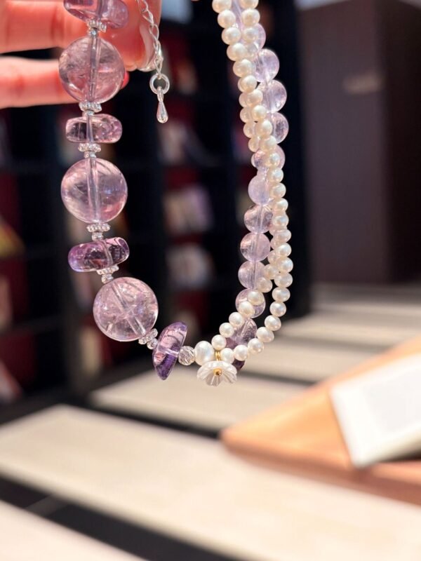 Amethyst and freshwater pearl double-strand bracelet detail